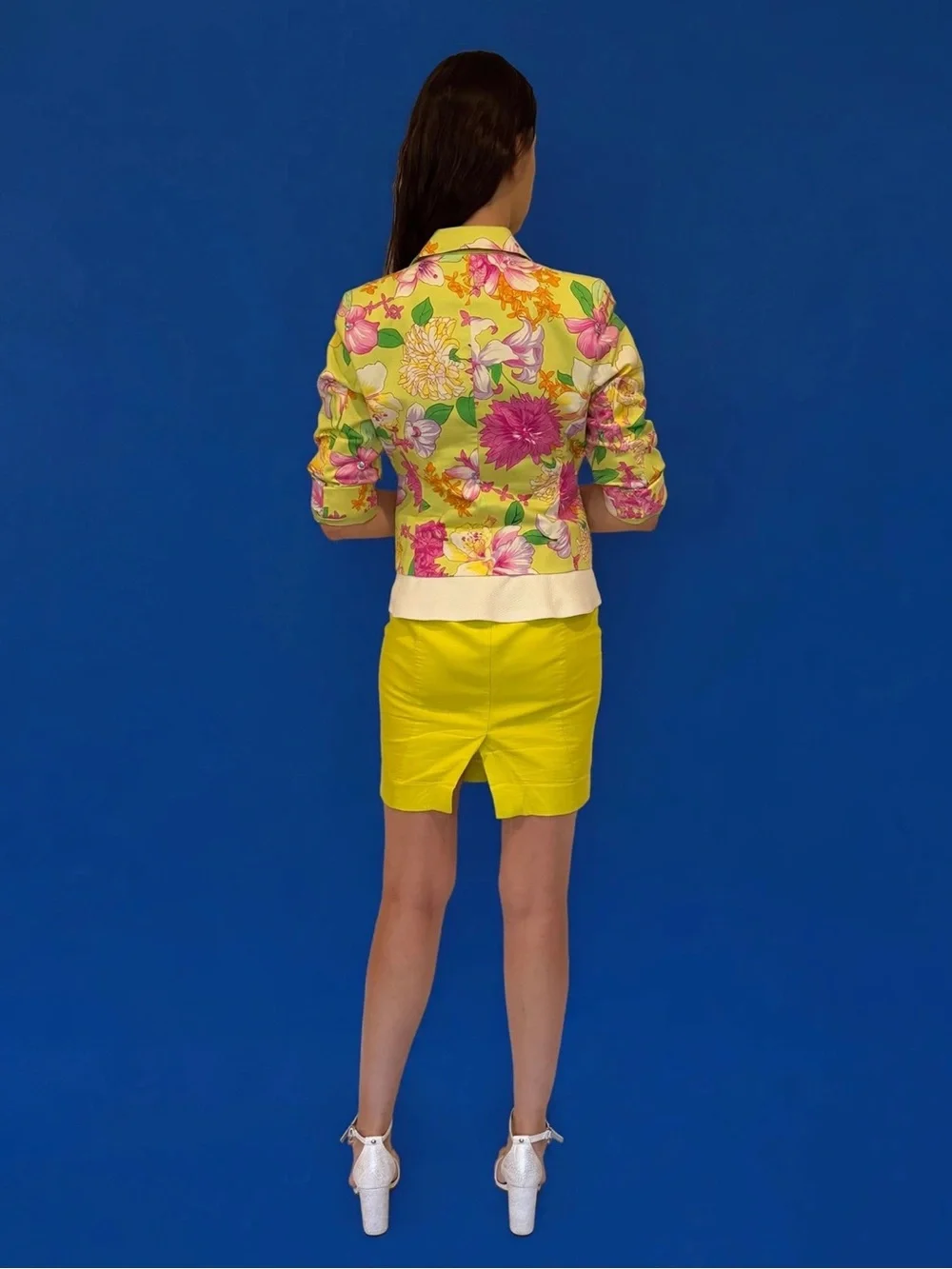 N/A bright yellow
